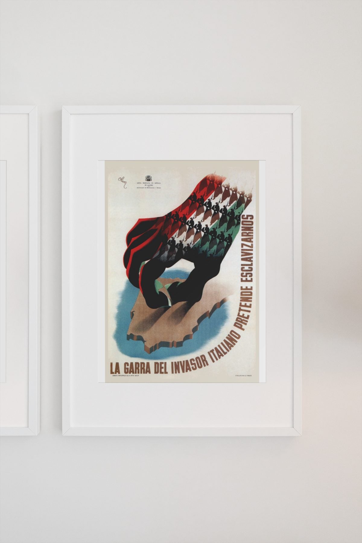 The Claw La Garra poster on a light wall